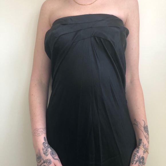 Mystery Silk Maxi dress - Picture 2 of 3